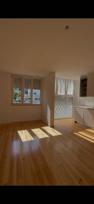 T2 Renovado em S. Domingos de Benfica