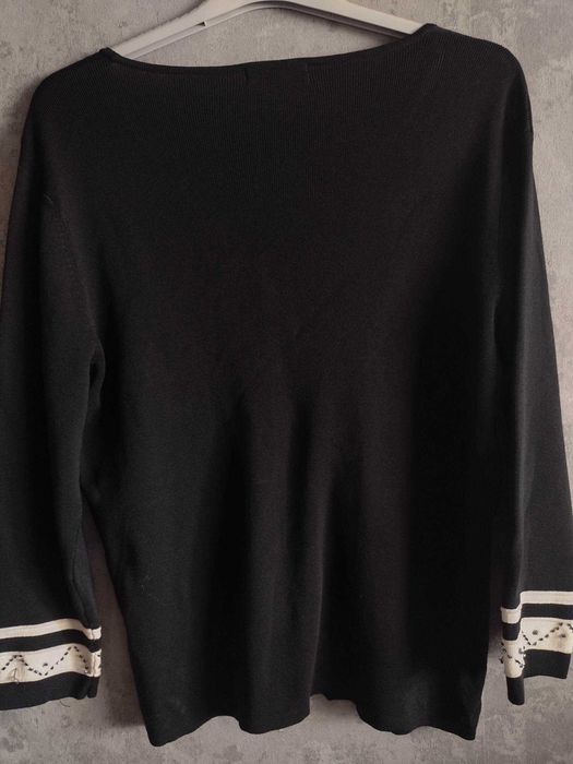 Sweter damski na zamek