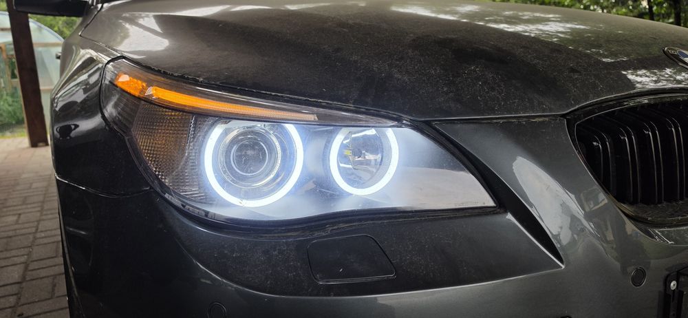 Bmw e60/e61 Reflektory lampy przód dynamiki xenon skrętne regenerowane