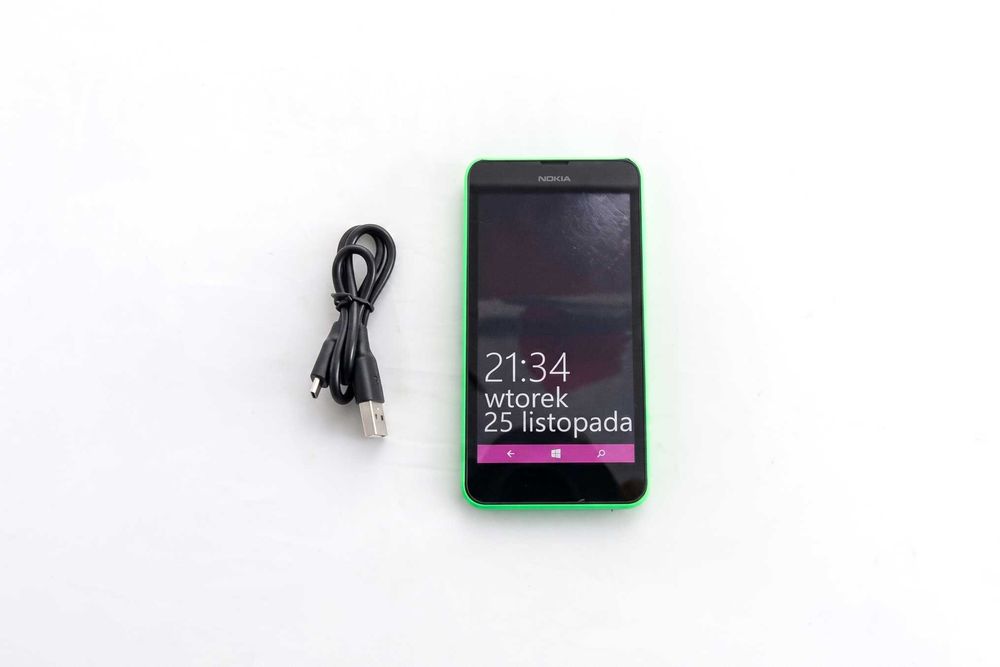 Smartfon telefon komórkowy Nokia LUMIA 630 RM-976