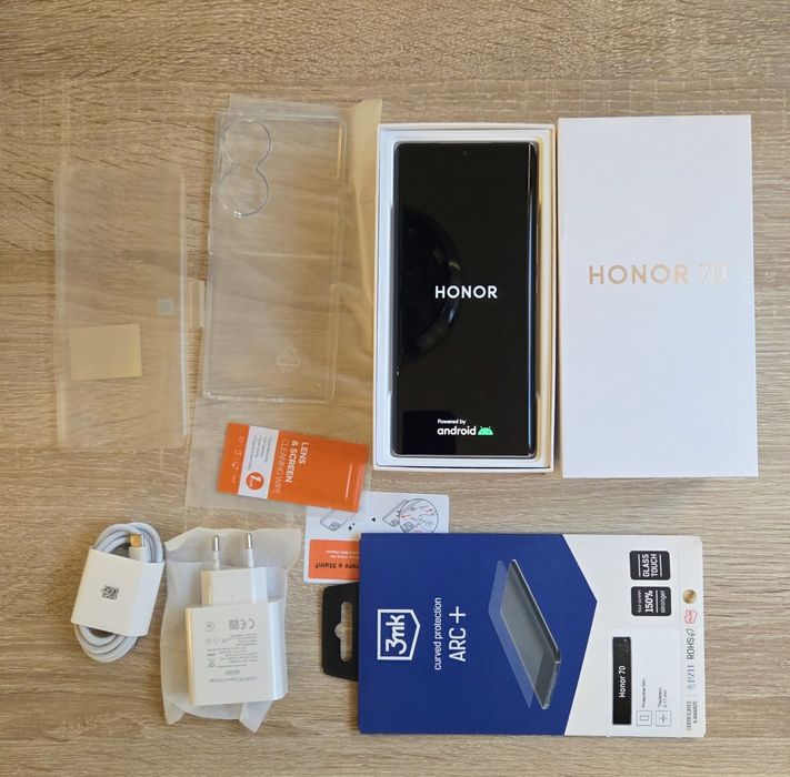 Honor 70 5G, dual SIM, 8-128GB, Crystal Silver -  stan idealny
