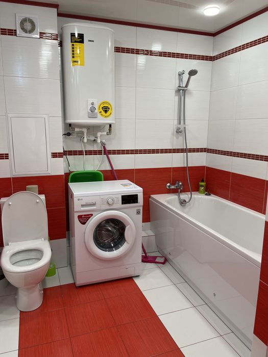 Подобова Погодинна оренда Шикарная VIP двухкомнатная студия 95 квартал