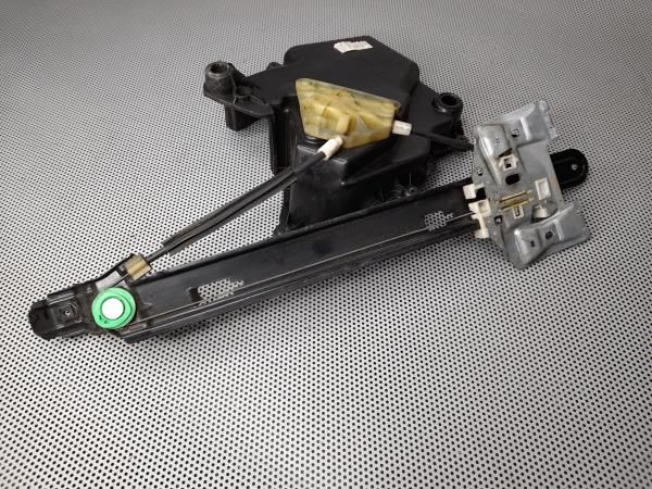 Elevador vidros trás esquerdo SEAT Leon (1P1)