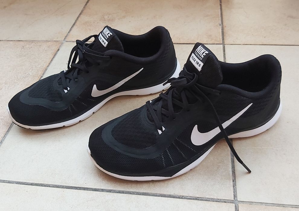 Nike  Flex damskie adidasy 37,5