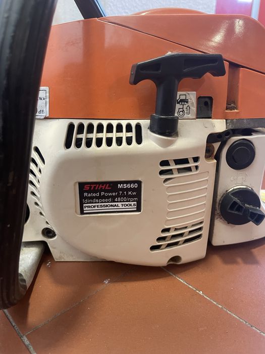 Moto serra nova vom pouco de uso