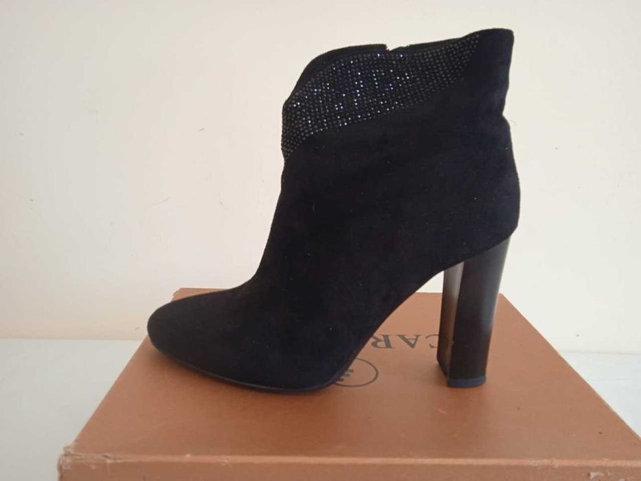 Продам ботинки 39 розмір