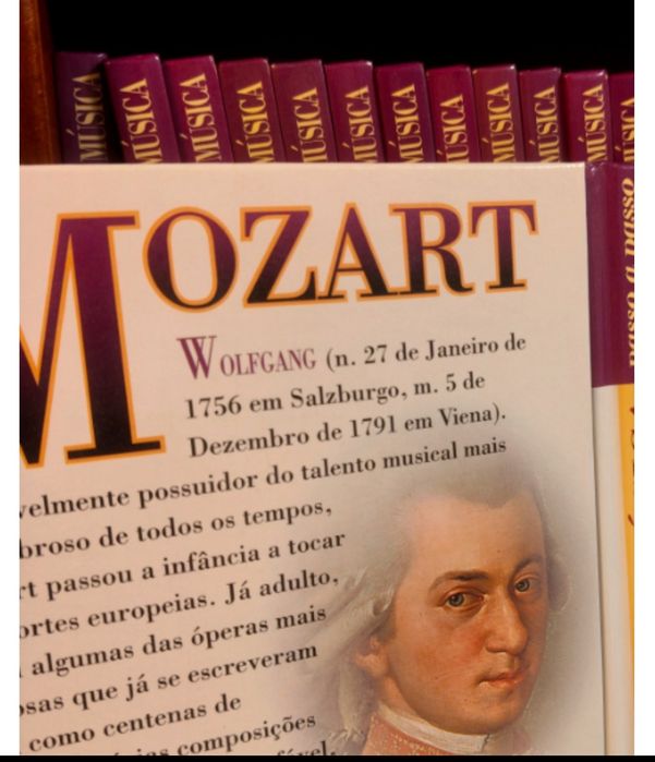 A GRANDE MÚSICA coleção de 33CDs
Coleção de 33 CDs