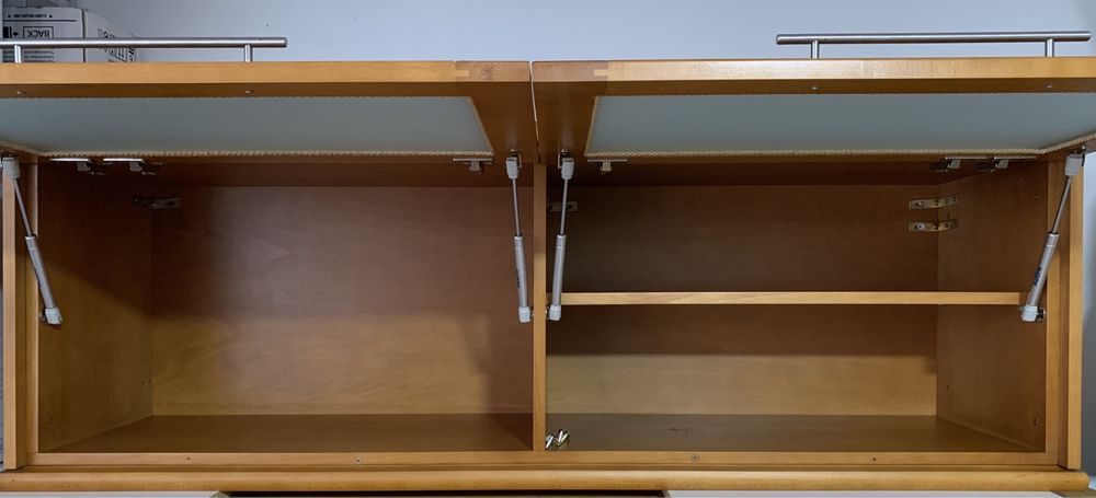 Armário de parede em Faia