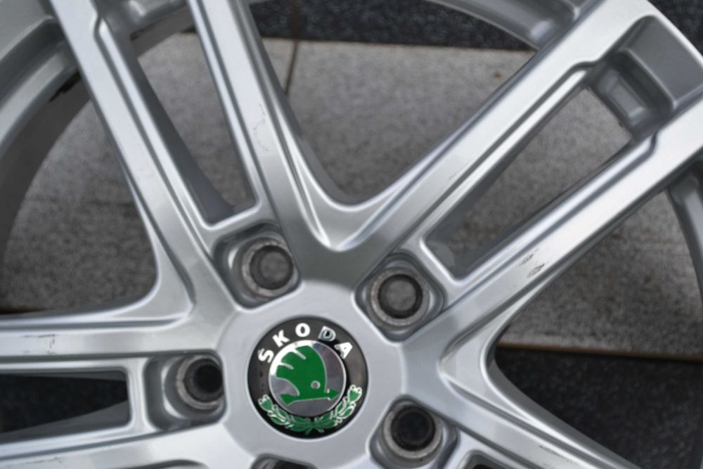 Alufelgi 5x112 Skoda 17 Cali stan bardzo dobry