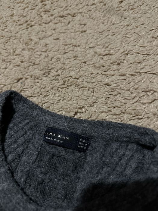 Wełniany sweter Zara