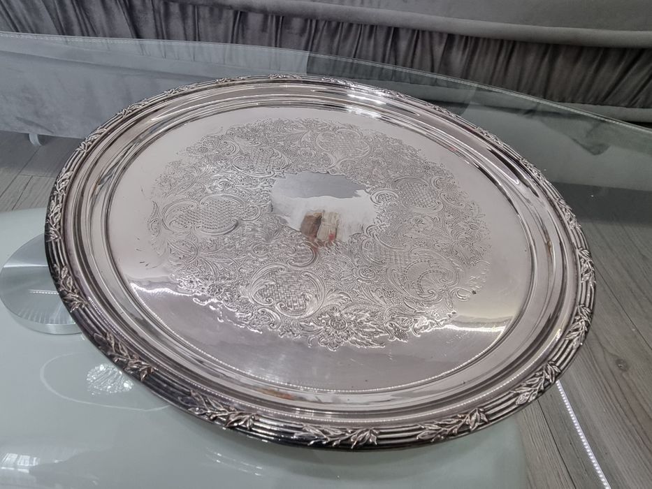 Duży posrebrzany i sygnowany plater