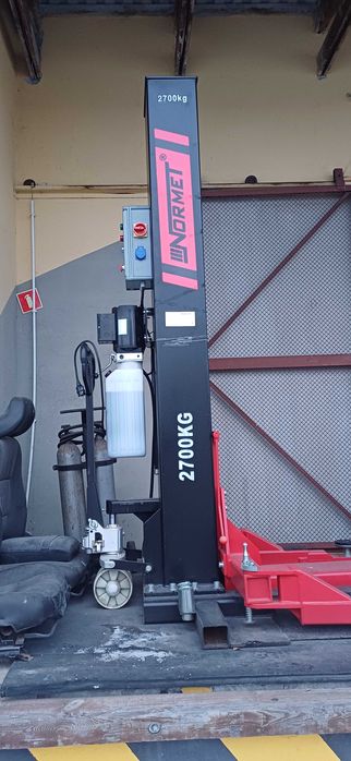 Podnośnik mobilny kolumnowy