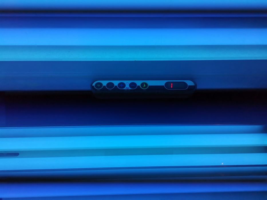 Solário marca:LUMINA