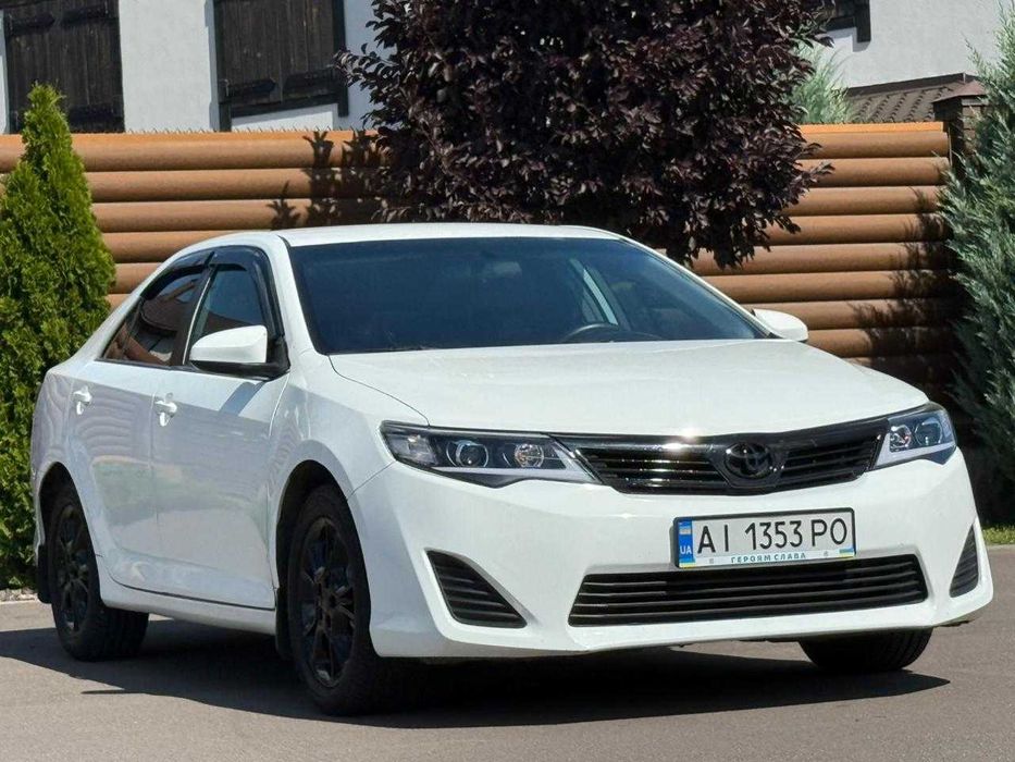 Toyota Camry 2013 2,5 ГБО Обслужена Відмінний стан