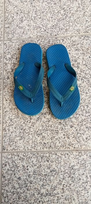 Chinelos piscina