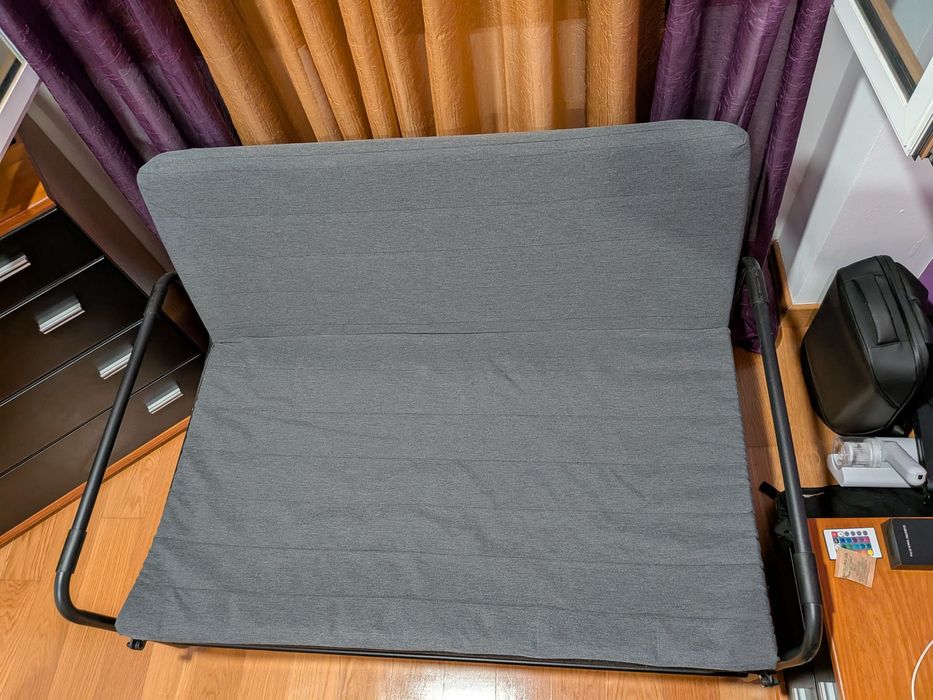 Sofá cama Knisa cinza