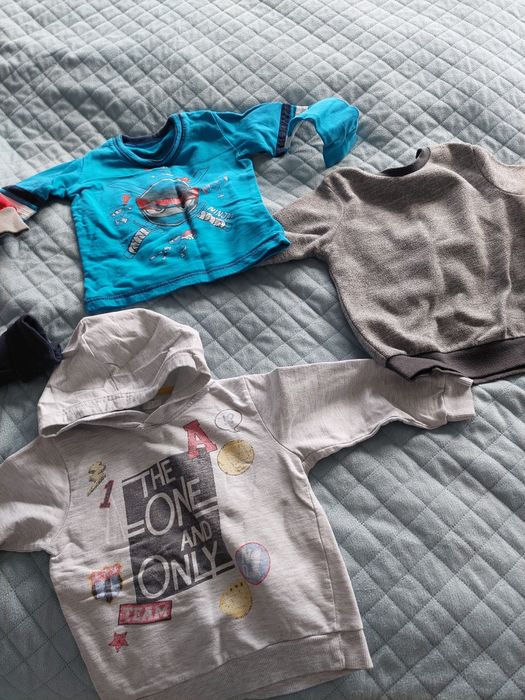 Sweterki swetry dla chłopca  104 110