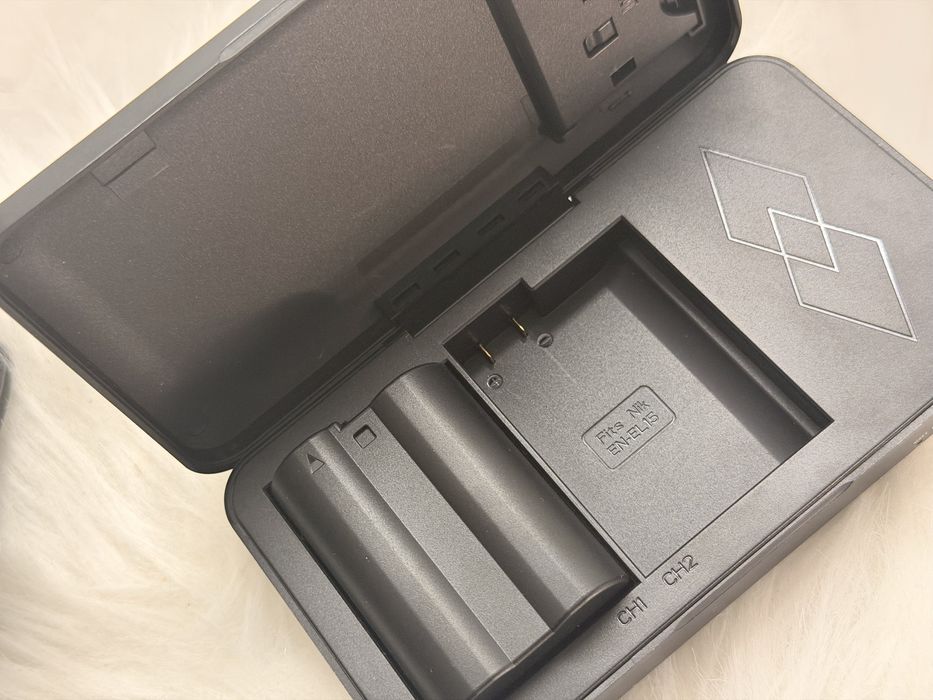 Nikon D750 + bateria extra + sigma 18-200mm c/filtro UV