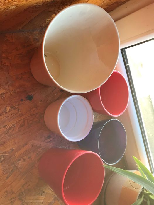 Cermiczne osłonki na doniczki