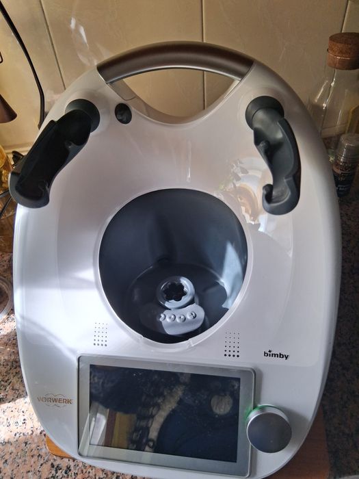 Bimby modelo TM6 - muito bom estado