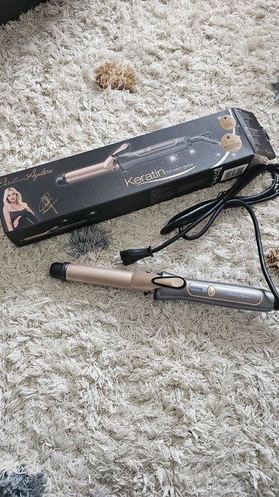 Modelador de cabelos