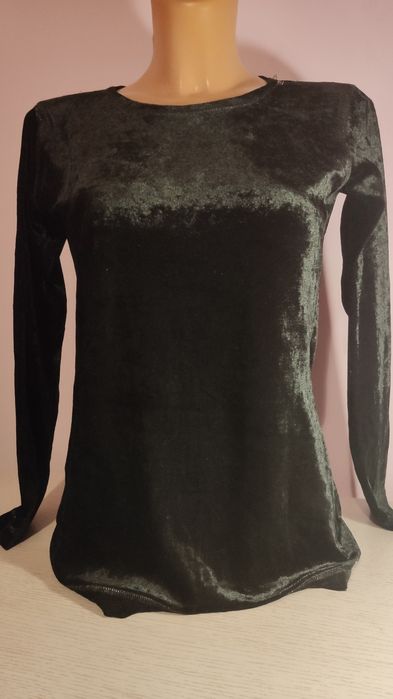 Bluzka damska S czarna welurowa