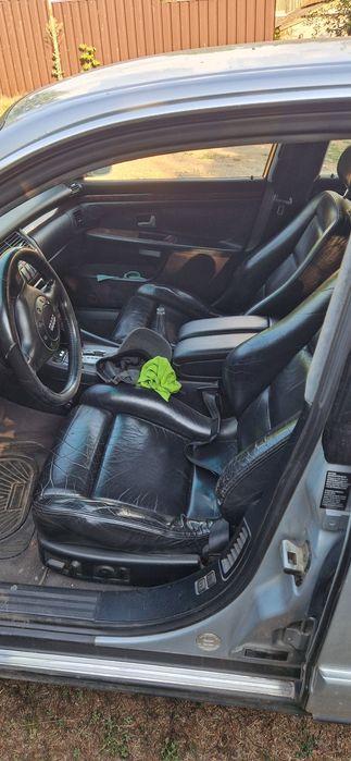 Продам audi a8 d2