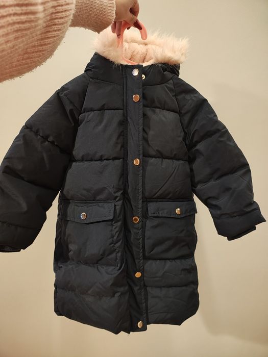 Płaszczyk zimowy z kapturem 110