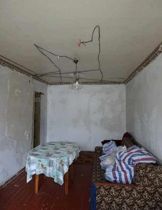 1 кім в ЦЕГЛІ середній поверх район НЕЗАЛЕЖНОСТІ (Титова) (718842)