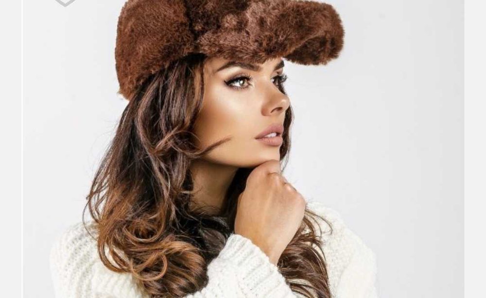 Czapka futrzana PINKO