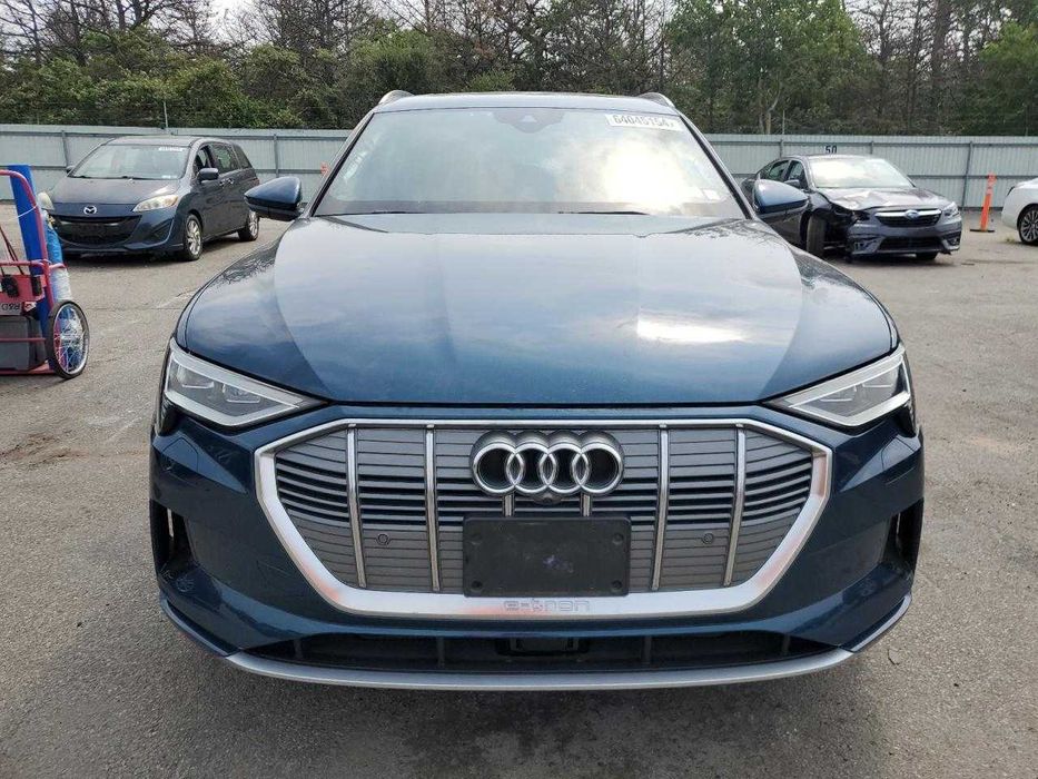 Бампер  AUDI E-Tron розборка  АУДІ Е-трон 18-23