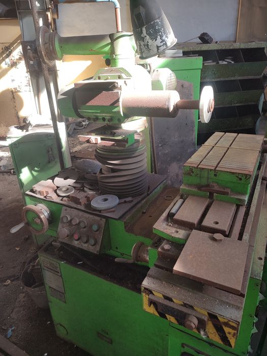 Універсально-заточний верстат 3Е642Е