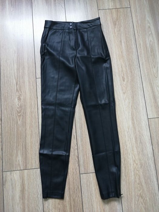 Spodnie damskie czarne skajka XS/34/6 Reserved nowe