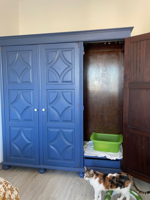 Roupeiro e cómoda restaurados