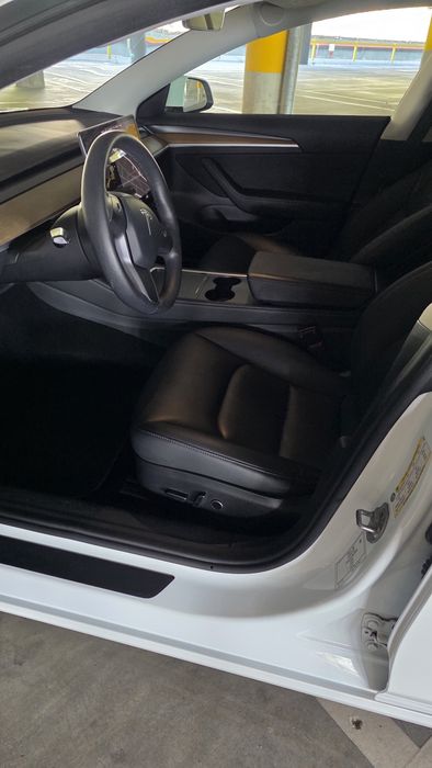 Tesla Modelo 3 stander Plus