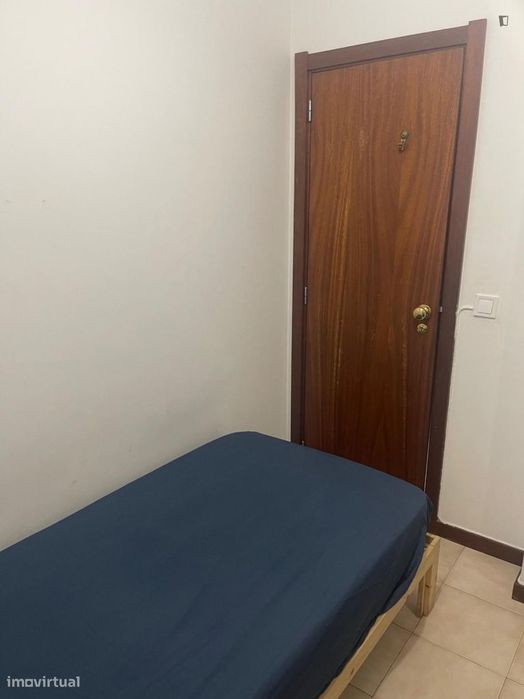 Quarto - localizado em Moreira Porto
