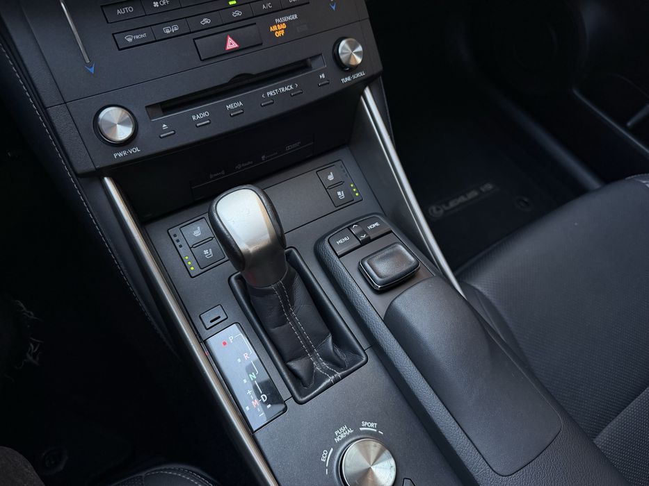 Lexus IS250 AWD