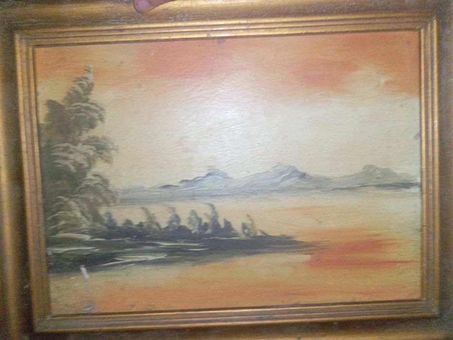 Duas pinturas pequenas texiera uma com e sem assinatura