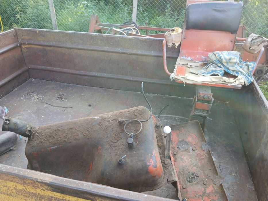 Продам запчастини на  трактор т 16