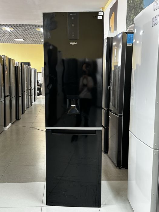 Якісний холодильник з Європи з гарантією від магазина Whirlpool 7xl. 25r
