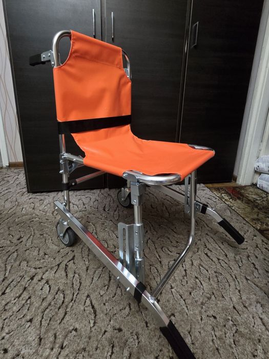 Krzesło  Transportowe Schodowe

KRZESŁO TRANSPORTOWE SCHODO