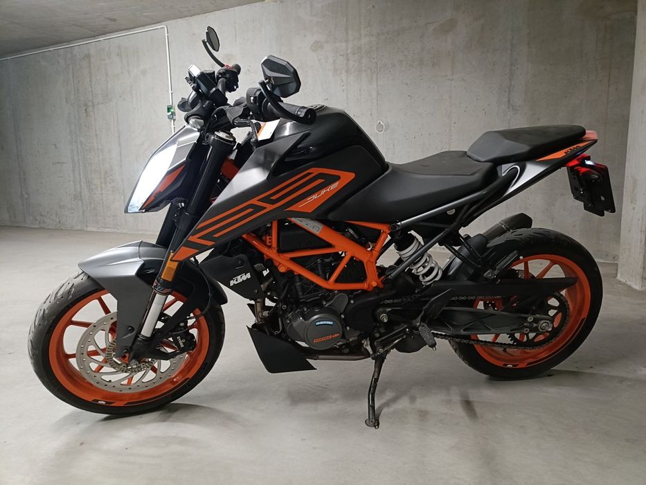 KTM Duke 125 stan idealny rok 2022 Czarna • OLX.pl