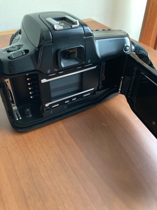 Nikon F50 Analog Camera64750499731842122