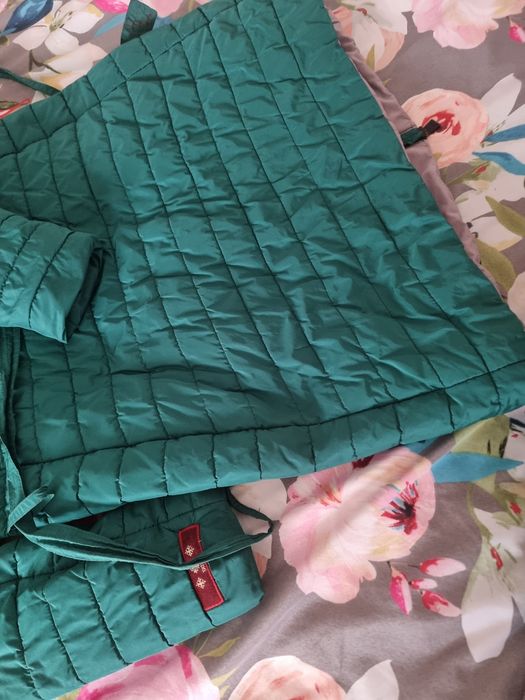 Plaszcz damski zielony pikowany L