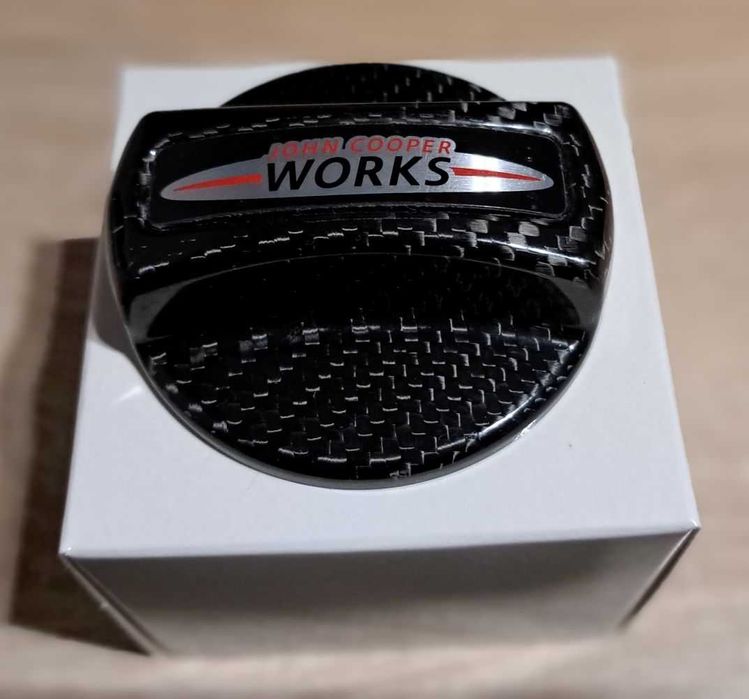 MINI John Cooper Works nakładka z karbonu na korek wlewu paliwa
