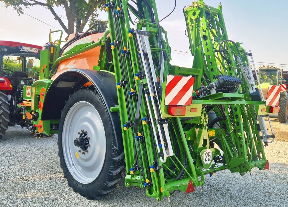 Opryskiwacz Amazone Ux 3200, 21m  2015r, stan idealny,Okazja!!!