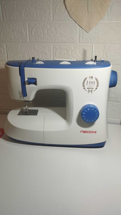 Швейна машина Necchi K432A