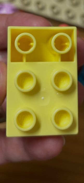 Vendo lego para crianca.