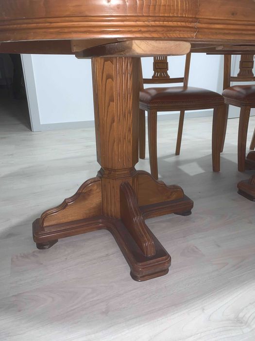 Mesa oval de sala + 6 cadeiras