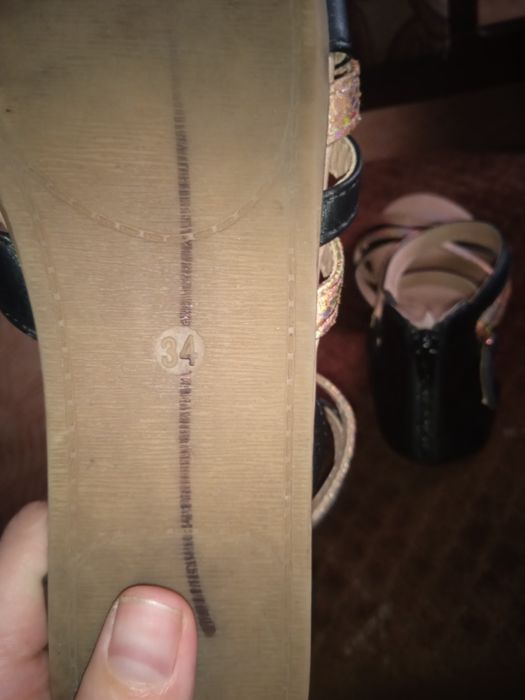 Босоніжки,босоножки,